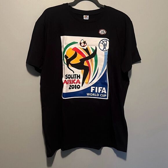Fifa Men's Black South Africa 2010 World Cup Short Sleeve T-Shirt Size XL NWT - Picture 1 of 5
